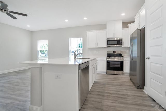 7104 Cedar Grove Way, Pensacola, FL 32504