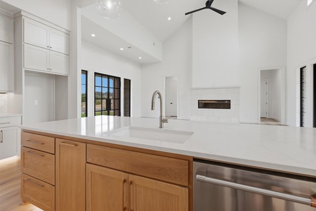 2069 Preserve Trail, Weatherford, TX 76087