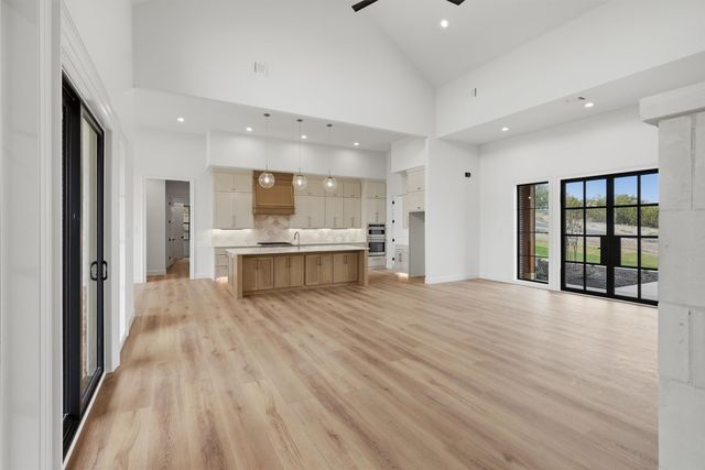 2069 Preserve Trail, Weatherford, TX 76087