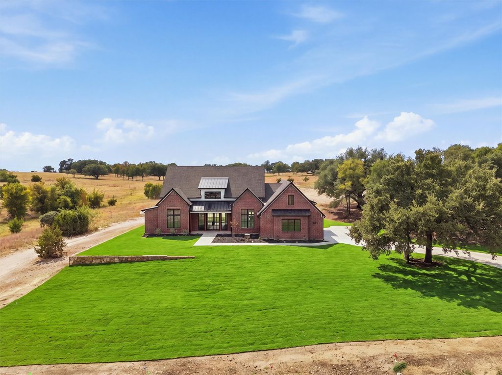 2069 Preserve Trail, Weatherford, TX 76087