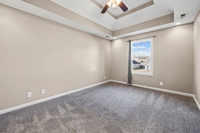 1304 Freedom Dr, Clarksville, TN 37042