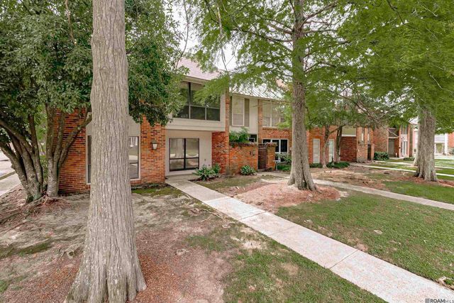 5435 Heatherstone Dr, Baton Rouge, LA 70720