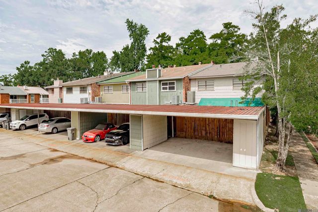 5435 Heatherstone Dr, Baton Rouge, LA 70720