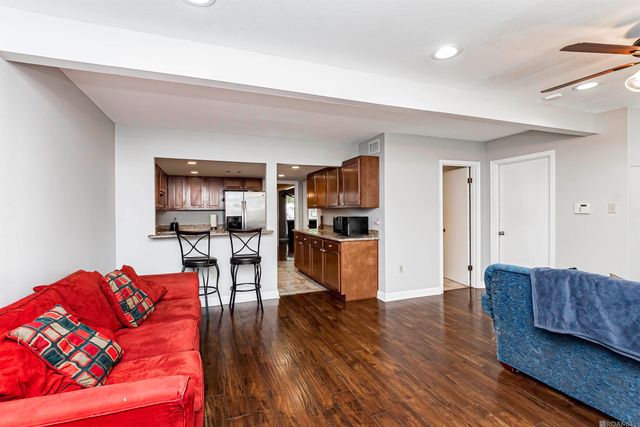 5435 Heatherstone Dr, Baton Rouge, LA 70720