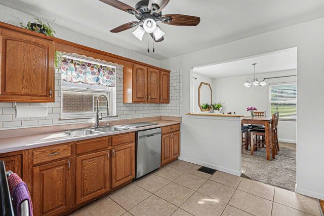 26 Pine Hill Drive, Crestview, KY 41076
