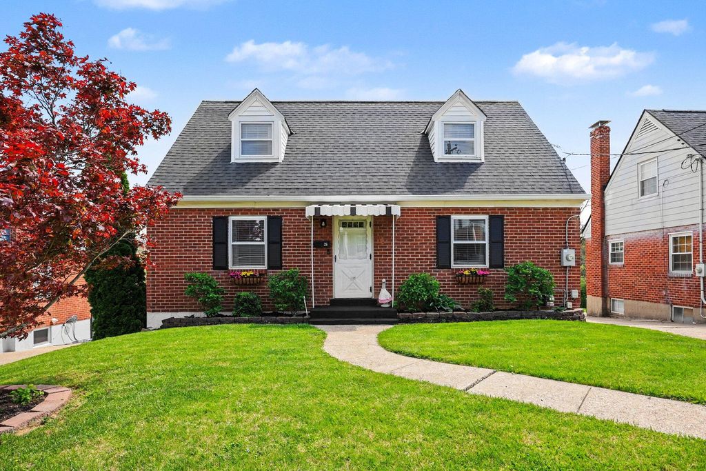 26 Pine Hill Drive, Crestview, KY 41076