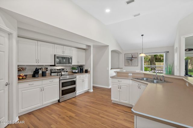 4 Traceway Court, Ormond Beach, FL 32174
