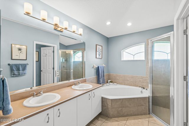 4 Traceway Court, Ormond Beach, FL 32174