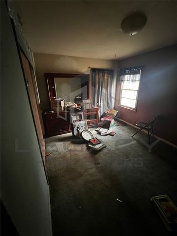 2662 Greenhurst Drive, Farmers Branch, TX 75234