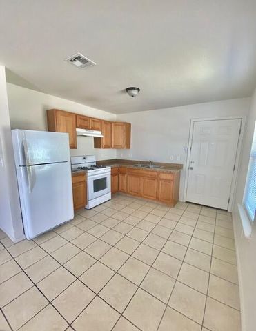 2635 Idalia Avenue A, El Paso, TX 79930