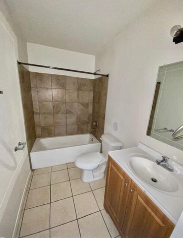 2635 Idalia Avenue A, El Paso, TX 79930