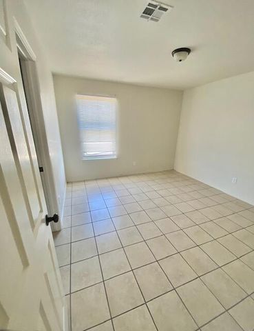 2635 Idalia Avenue A, El Paso, TX 79930