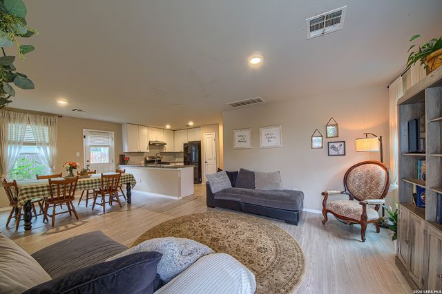 7111 CULTIVATOR WAY, San Antonio, TX 78252