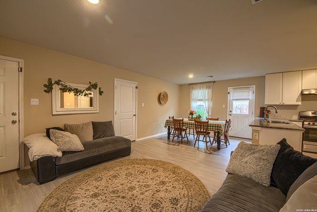 7111 CULTIVATOR WAY, San Antonio, TX 78252