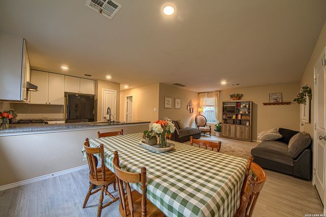 7111 CULTIVATOR WAY, San Antonio, TX 78252
