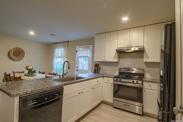 7111 CULTIVATOR WAY, San Antonio, TX 78252
