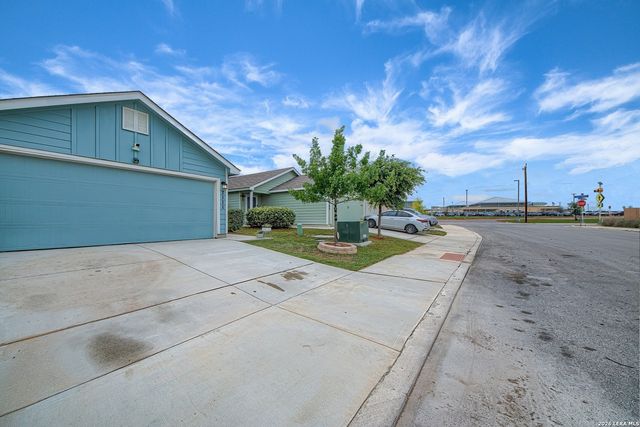 7111 CULTIVATOR WAY, San Antonio, TX 78252
