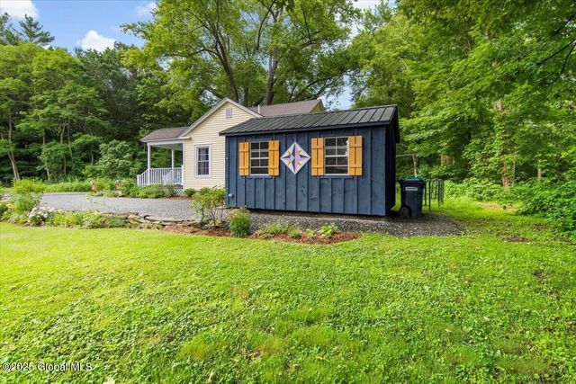 4 Mitchell Avenue, Cambridge, NY 12816