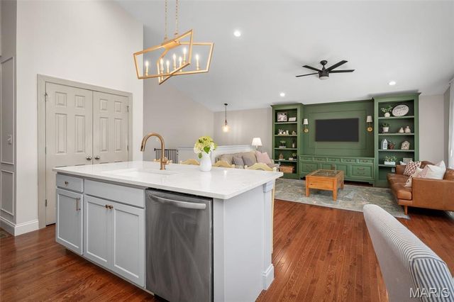3264 River Breeze Court, St Charles, MO 63301