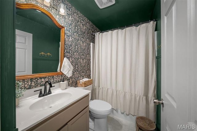 3264 River Breeze Court, St Charles, MO 63301