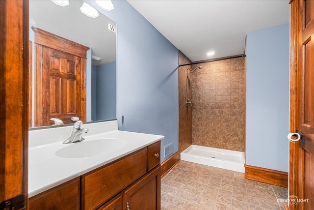 753 Fir Court, Yorkville, IL 60560