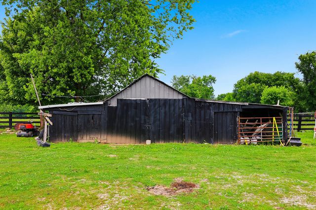 9622 Cornishville Road, Harrodsburg, KY 40330