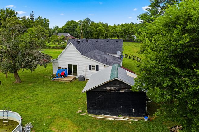 9622 Cornishville Road, Harrodsburg, KY 40330
