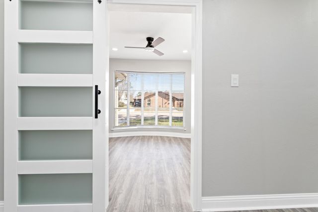 16002 Diana Lane, Houston, TX 77062