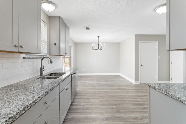 16002 Diana Lane, Houston, TX 77062