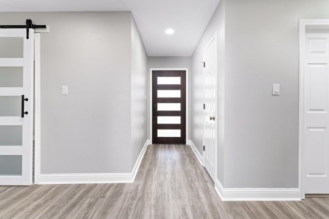 16002 Diana Lane, Houston, TX 77062