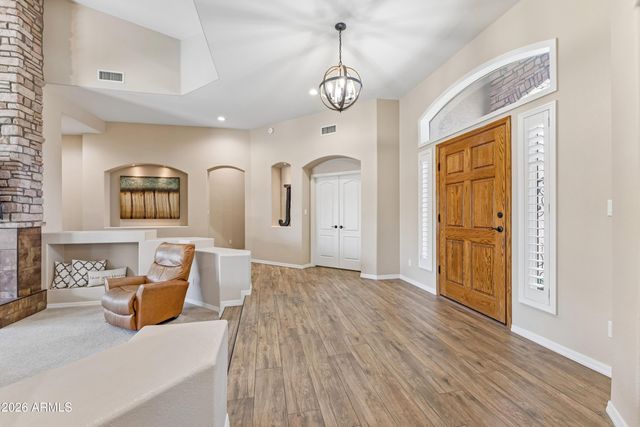 8452 W DONALD Drive, Peoria, AZ 85383