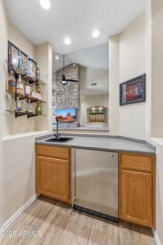 8452 W DONALD Drive, Peoria, AZ 85383