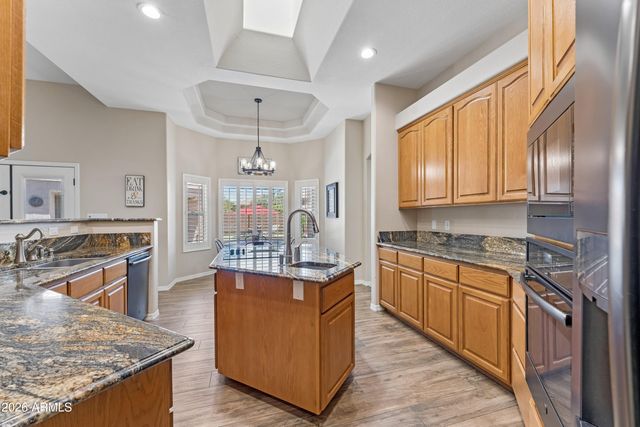 8452 W DONALD Drive, Peoria, AZ 85383