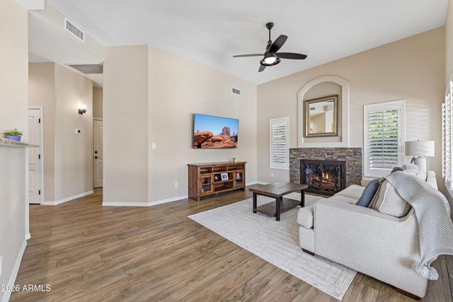 8452 W DONALD Drive, Peoria, AZ 85383