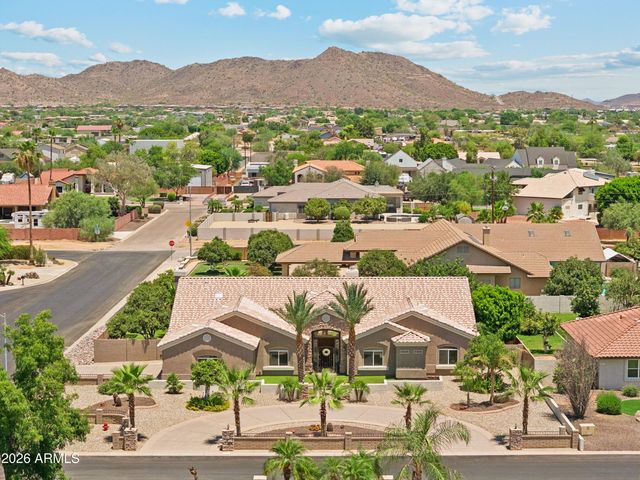 8452 W DONALD Drive, Peoria, AZ 85383