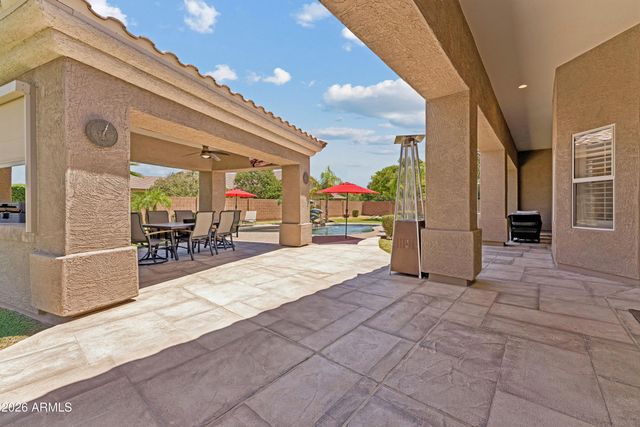 8452 W DONALD Drive, Peoria, AZ 85383