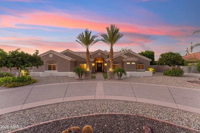 8452 W DONALD Drive, Peoria, AZ 85383
