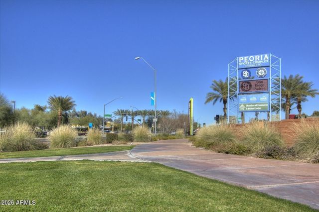 8452 W DONALD Drive, Peoria, AZ 85383