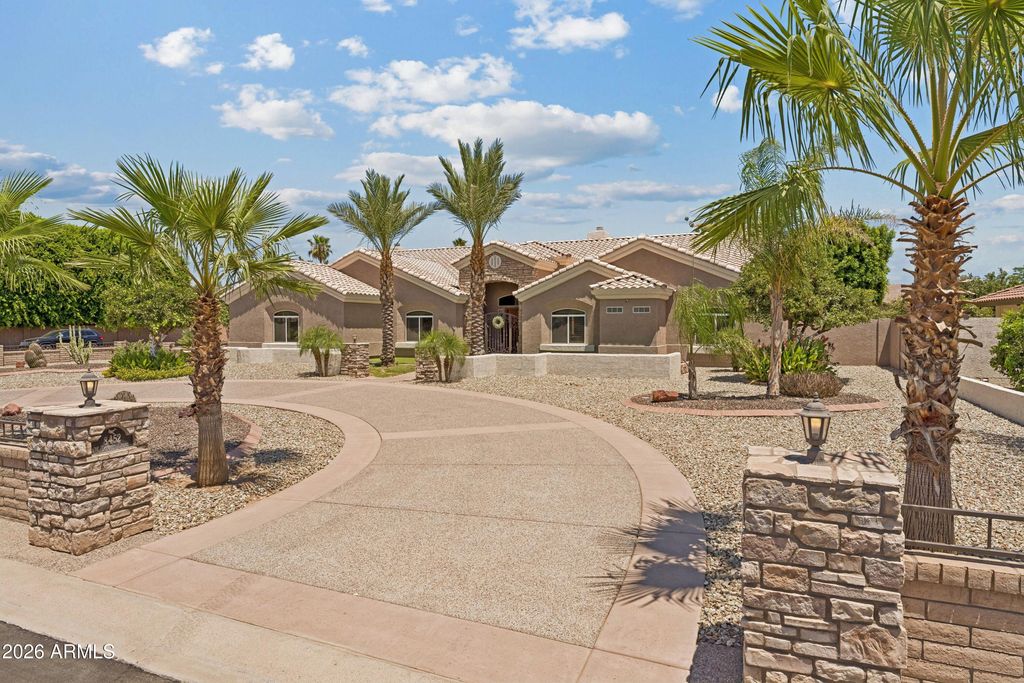 8452 W DONALD Drive, Peoria, AZ 85383