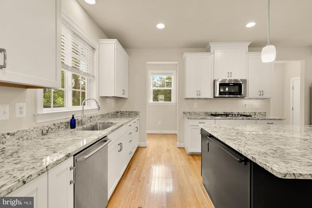 6688 MUIR DR, Haymarket, VA 20169