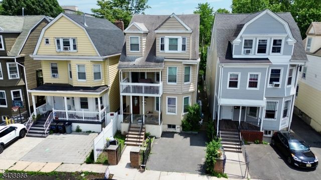 180 N 16Th St, East Orange City, NJ 07017