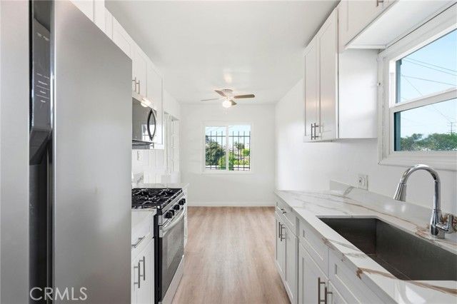 711 Stepney Street, Inglewood, CA 90302