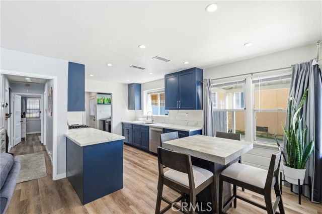 711 Stepney Street, Inglewood, CA 90302