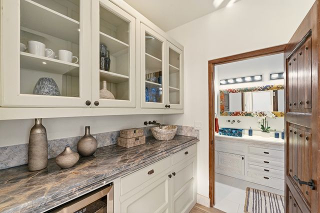 929 Shoofly Street A, Santa Fe, NM 87505