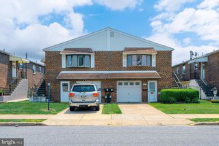 7911 FARNSWORTH STREET, Philadelphia, PA 19152