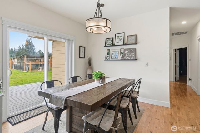 20607 26th Avenue E, Spanaway, WA 98387
