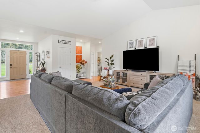 20607 26th Avenue E, Spanaway, WA 98387