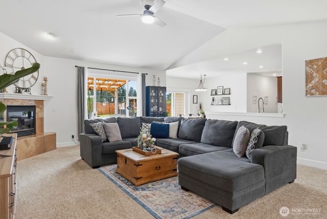 20607 26th Avenue E, Spanaway, WA 98387