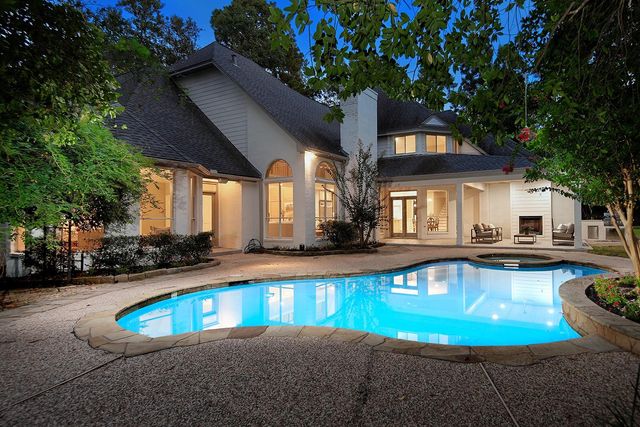 6 Misty Point, The Woodlands, TX 77380
