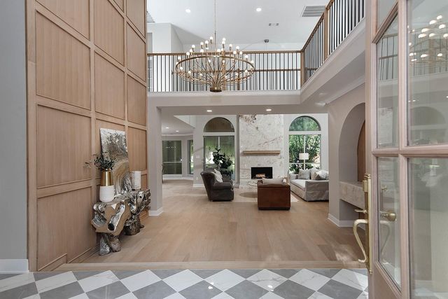 6 Misty Point, The Woodlands, TX 77380